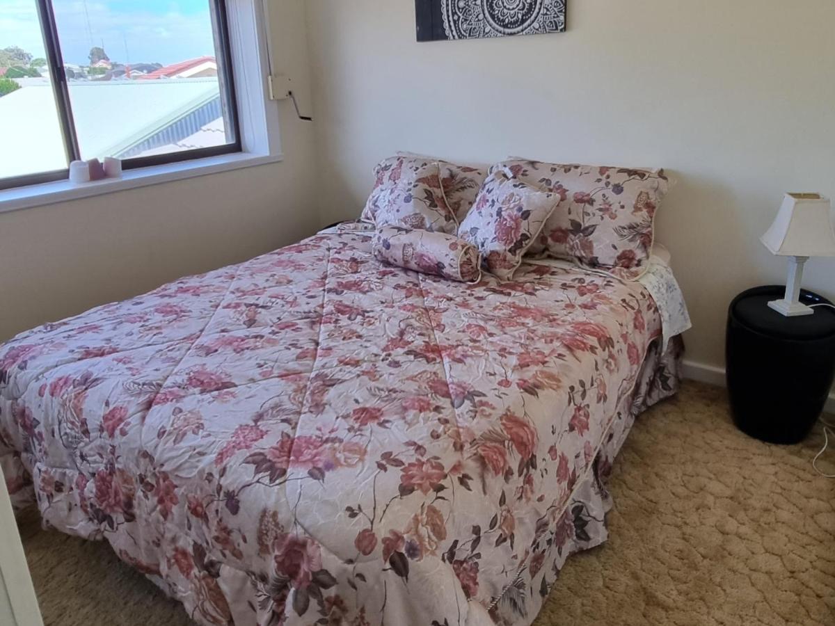 Spacious Holiday Home - Waikerie Esterno foto