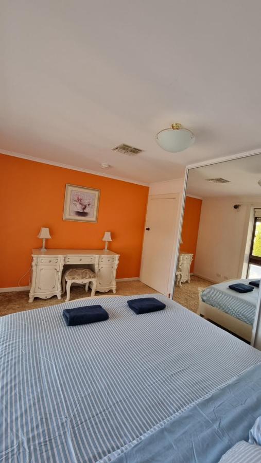 Spacious Holiday Home - Waikerie Esterno foto